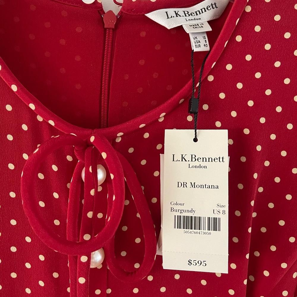 Brand new with tags. Size is too big now. Pearl button detail. - Picture 4 of 6